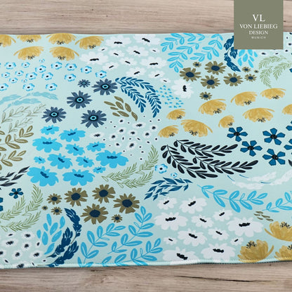 Schreibtischunterlage Blossom Serenity | Florales Design | XXL Desk Pad 90x40 cm