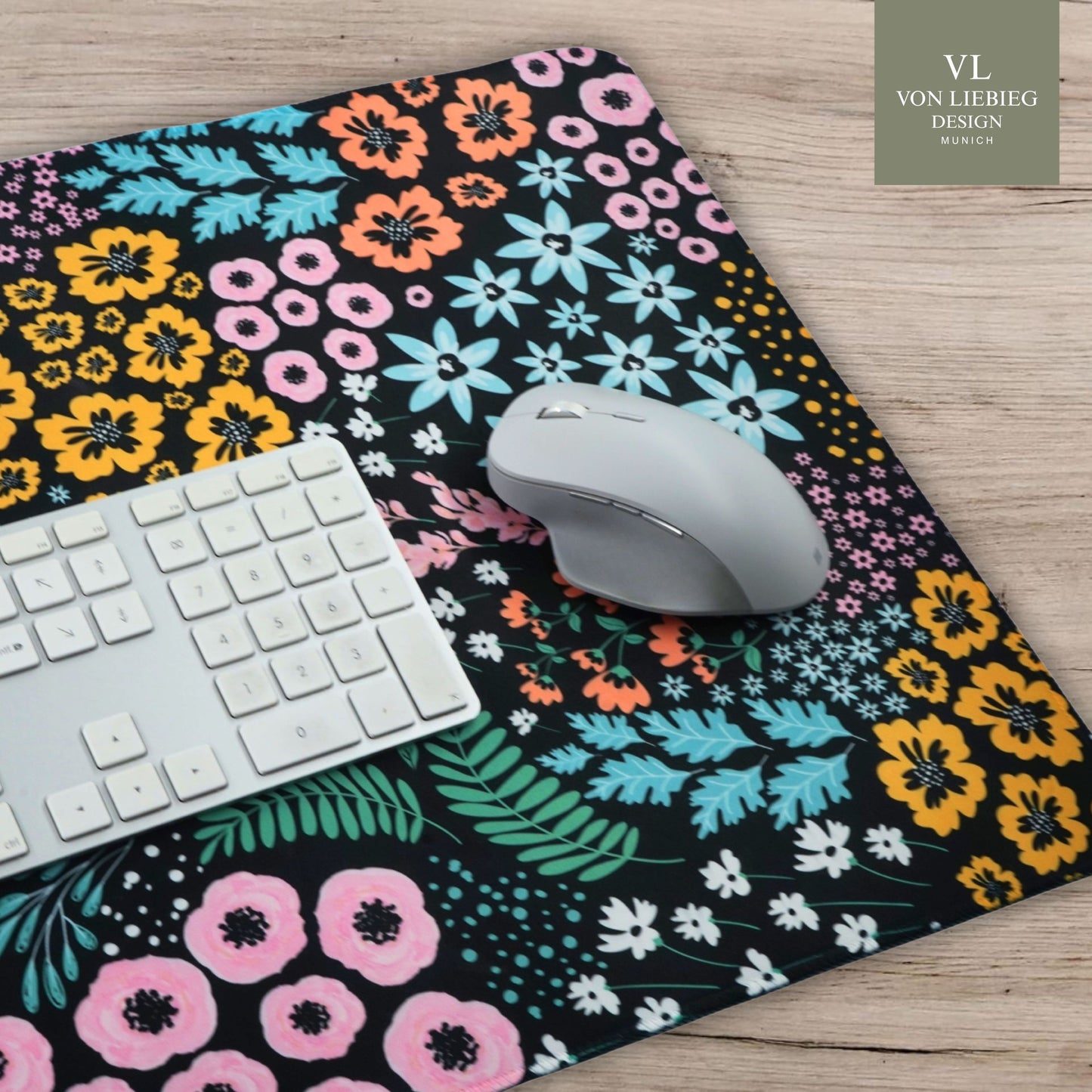 Schreibtischunterlage Midnight Garden | Florales Design | XXL Desk Pad 90x40 cm