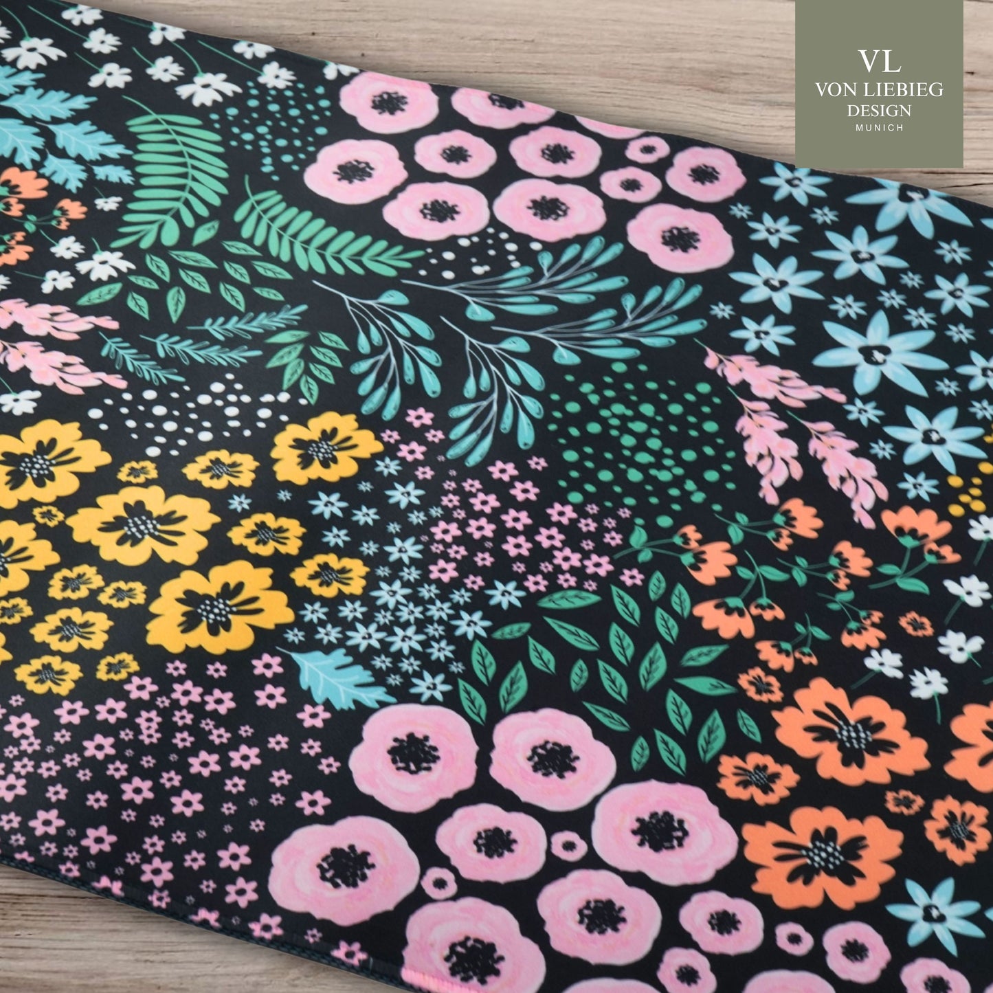 Schreibtischunterlage Midnight Garden | Florales Design | XXL Desk Pad 90x40 cm